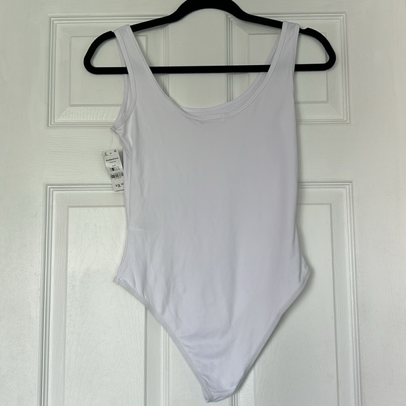 Plain White Bodysuit - Picture 2 of 3